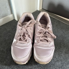 NIKE スニーカーの画像