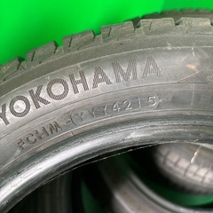 GOOD YEAR ICE NAVI 7スタッドレス 175/70R14の画像