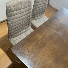 ダイニングテーブルチェアセットの画像