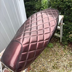 バイクシート、使用済バイクバッテリー、使用済車バッテリー