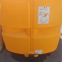 ローリータンク　300ℓ 300 ゴム蓋　ゴム　オレンジ　雨水タンク　ポリタンクの画像
