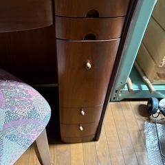 昭和レトロなドレッサーの画像
