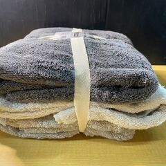 T216/グラデーション バスタオル 60cm x 120cm 3枚組　グレー　綿100％、高い吸水性　特殊紡績により、やわらかい風合いが長持ちの画像
