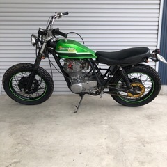 YAMAHA SR400 FCR39 モトショップ五郎アルミタンクの画像