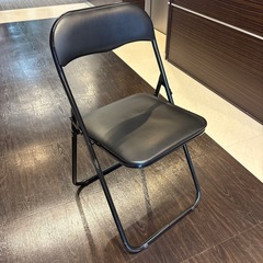 パイプ椅子