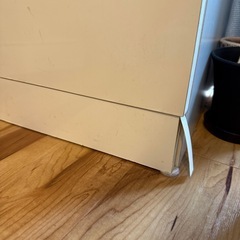 無料　7/22まで　食器棚 白の画像