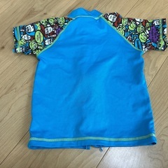 95cm ラッシュガードの画像