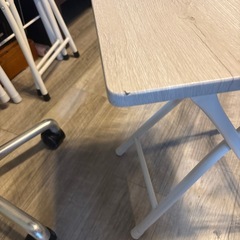 折りたたみイス　傷有りの画像