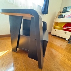 テレビボードの画像