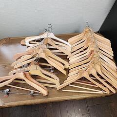 ハンガー大量の画像