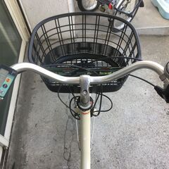 地域限定送料無料　ヤマハ　パス　シオン　12,3AH　小径車　白②　アシスタ　ビビLU　神戸市　電動自転車　の画像