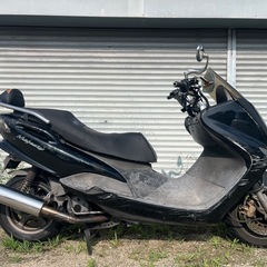 【ジャンク】YAMAHA マジェスティ125 実働 フロント外装大破 レストア ベース車両 部品取り 社外品マフラー 125cc 現状販売 場内走行確認済の画像