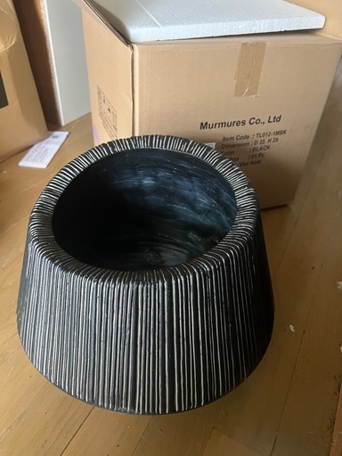 ②新品未使用　花瓶　複数あります