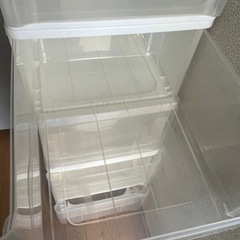 ②クリアケース　１つ500円の画像