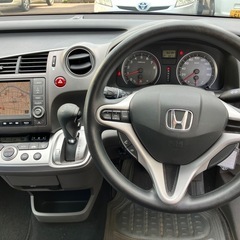 ⭐︎車検8年10月⭐︎7人乗り⭐︎ストーリーム⭐︎の画像