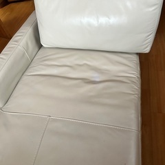 肘掛けソファの画像