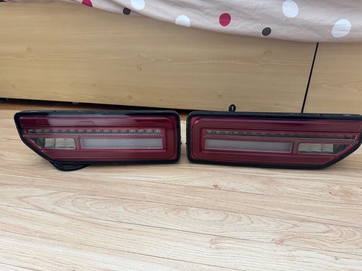 ジムニー　テールランプ　最終価格です。