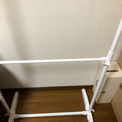 洗濯物干し ラック ホワイトの画像