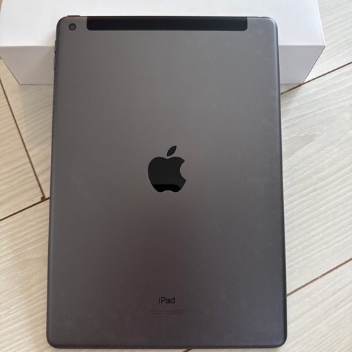 iPad第8世代 32G 