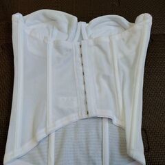 【値下げしました】コルセットの画像