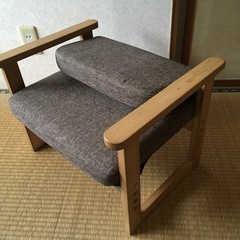 低めの椅子（お値下げしました）の画像