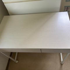 ニトリ　机の画像