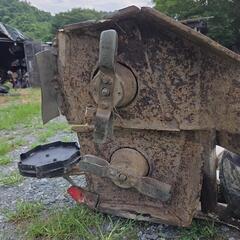 クボタ 自走式草刈り機 ロータリーモーアの画像
