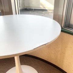 大塚家具　丸テーブル　BLANC ROUND TABLE 800 ダイニングテーブル　ディスプレイテーブル 2人暮らし　1人暮らし　白　の画像
