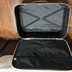 【格安】オシャレなソフトキャリーケース、キャリーカートの画像
