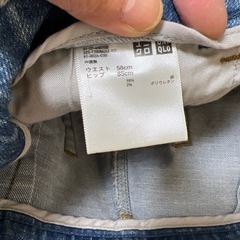 【未使用に近い】UNIQLOデニムタイトスカートの画像