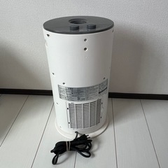 加湿機能付きセラミックヒーターの画像