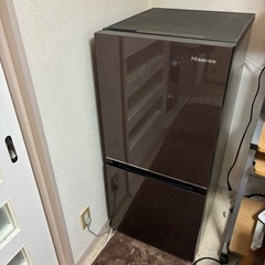 2ドア式冷蔵庫　　2019年製