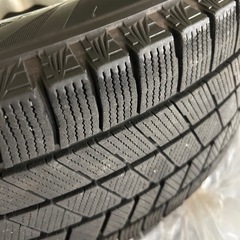 BRIDGESTONE VRX3 16 スタッドレスタイヤ4本セットの画像