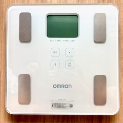 OMRON オムロン カラダスキャン 体重体組成計 体重計 HBF-230Tの画像