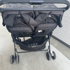 Joie 双子ベビーカーの画像
