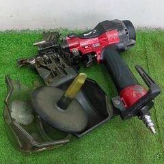 大決算セール！マキタ AN530H 高圧釘打機【野田愛宕店】【店頭取引限定】【中古】管理番号：ITJ7PQUMEQEQの画像