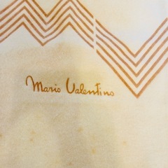 Mario Valentino敷き毛布☆保管中にシミありの画像