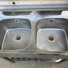 ステンレス製 二槽シンク AZUMA製 排水ホース付き の画像