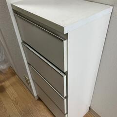 タンス　チェスト　棚の画像