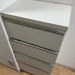 タンス　チェスト　棚の画像