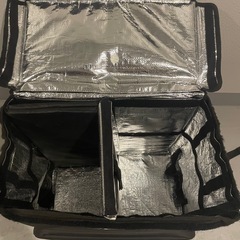 Uber eats 純正バッグの画像