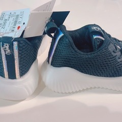 新品17cm女の子スニーカーの画像