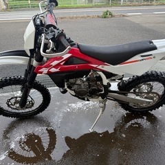 ハスクバーナ wr125 レーサー 公道可の画像