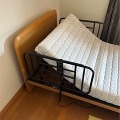 【使用感少ない】dream bed 電動シングルベッド 介護などにも 幅205cm×奥104cm×高85cm ドリームベッドの画像