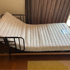 【使用感少ない】dream bed 電動シングルベッド 介護などにも 幅205cm×奥104cm×高85cm ドリームベッドの画像