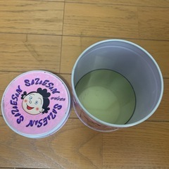 サザエさん缶ケースの画像