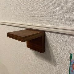 ドラえもんぬいぐるみ&無印良品壁棚セットの画像