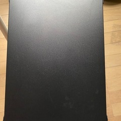 IKEAブラック　サイドテーブル の画像