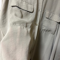 GU シアーシャツ の画像