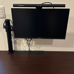 オフィスデスク　モニター付の画像